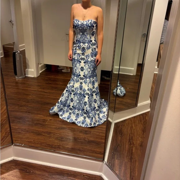 Prom Dress: Strapless Blue and White Floral - Picture 3 of 7